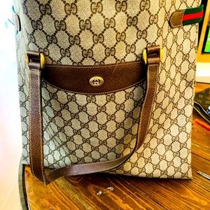 BEAUTIFUL VINTAGE GUCCI BAG
